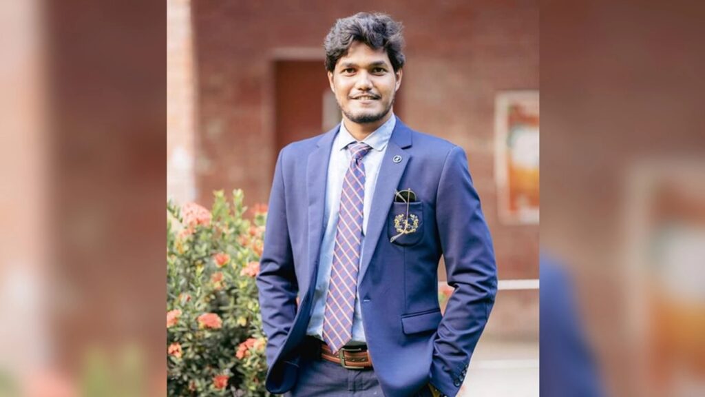 আমার যাত্রা এখানেই শেষ নয় : আবিদ