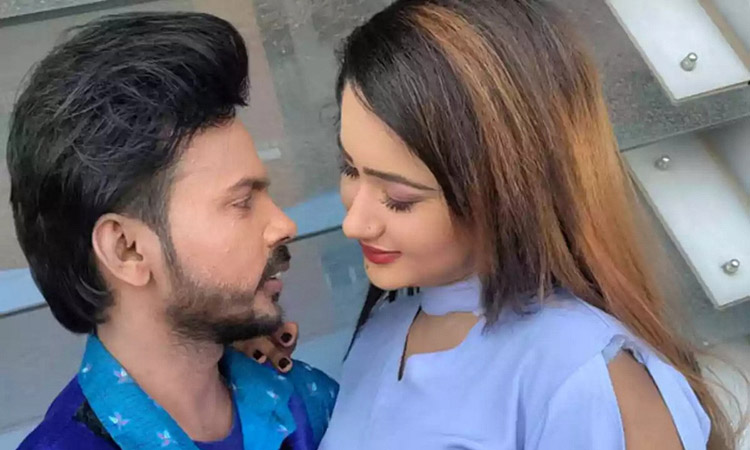 রিয়া মণিকে নিয়ে ঢাকা ছেড়ে বগুড়ায় স্থায়ী হলেন হিরো আলম