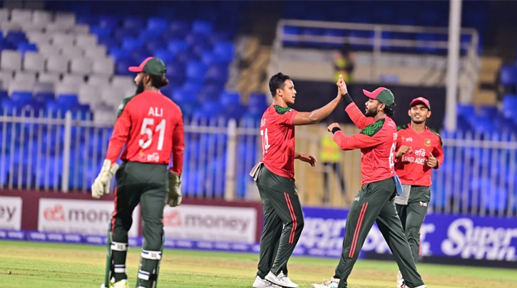 বাংলাদেশকে ১৪৪ রানের লক্ষ্য দিলো আফগানিস্তান