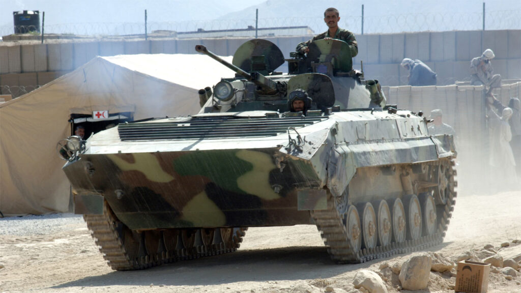 পাকিস্তান সীমান্তে ট্যাংক মোতায়েন আফগানিস্তানের!