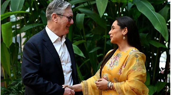 রানি মুখার্জির সঙ্গে সাক্ষাৎ ব্রিটিশ প্রধানমন্ত্রীর, কারণ কী?