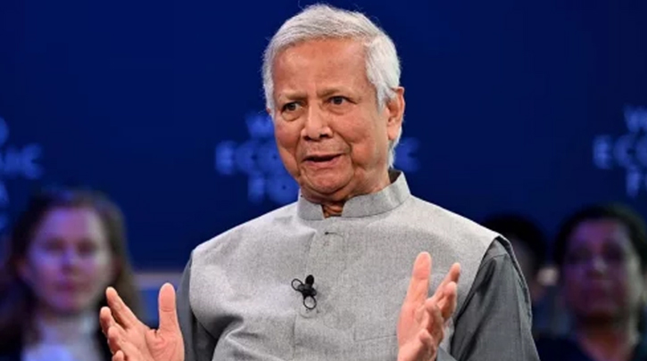 বড় চ্যালেঞ্জ হলো জাতি হিসেবে নিজেদের পায়ে দাঁড়ানো : প্রধান উপদেষ্টা