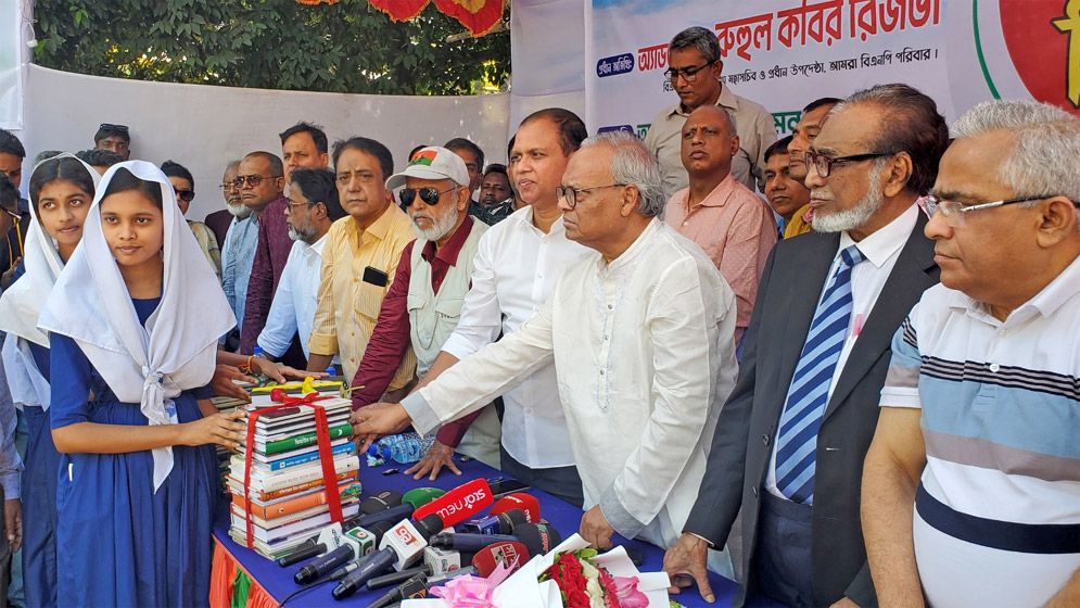 তারেক রহমান এখন মানবতার দূত: রিজভী