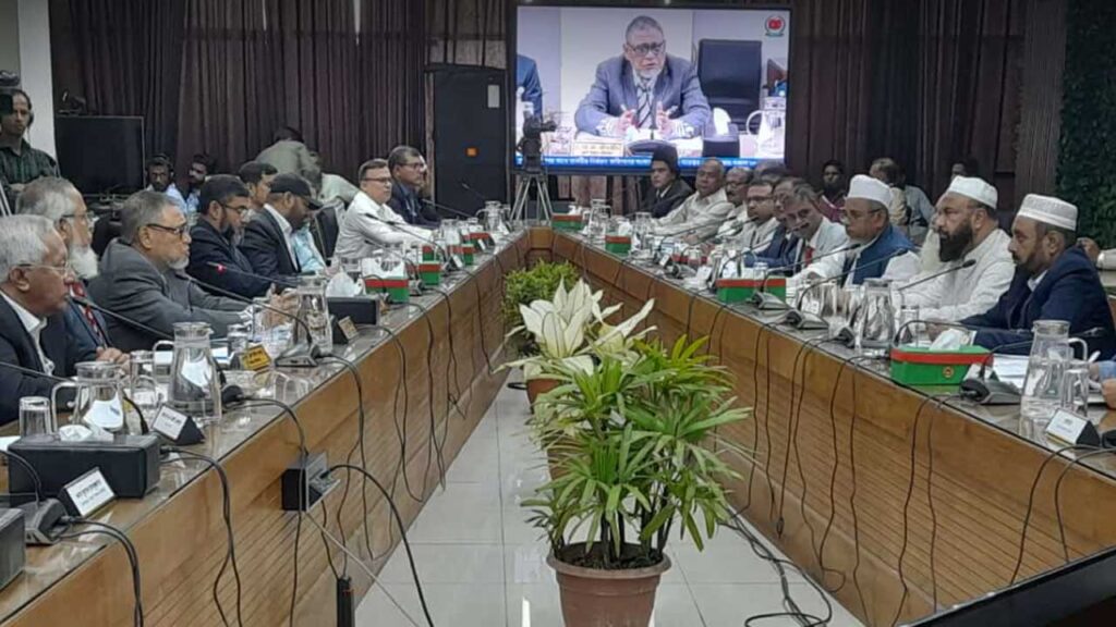 খেলোয়াড়রা সহযোগিতা না করলে নিরপেক্ষতা হারাবে কমিশন : সিইসি