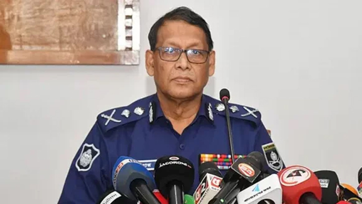২৪ ঘণ্টার মধ্যে আইজিপিকে অপসারণের জন্য আইনি নোটিশ