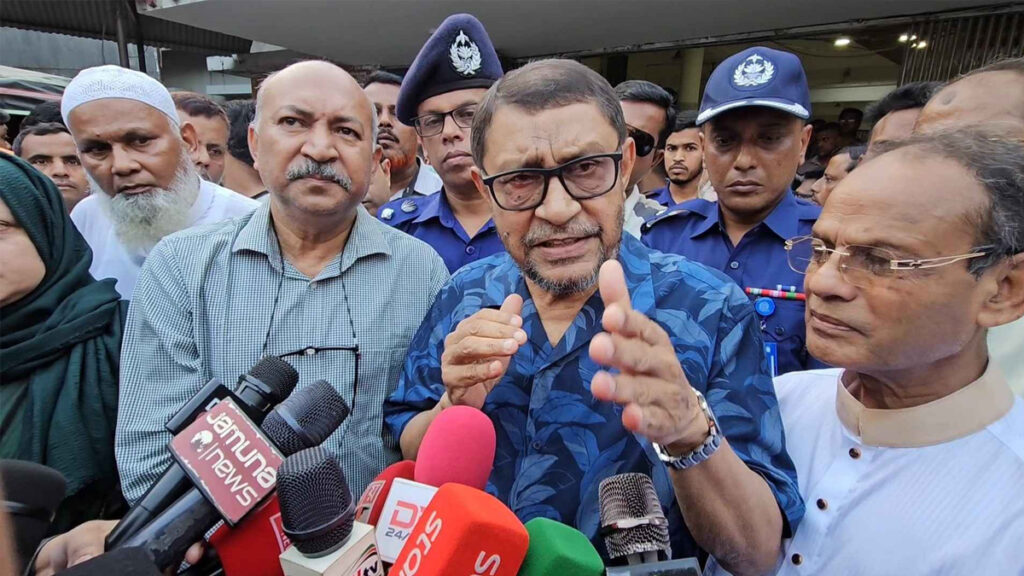 ফ্যাসিস্ট ও অন্তর্বর্তী সরকারের বিরুদ্ধে ভ্যাকসিন অবহেলার অভিযোগ
