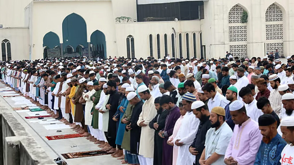 জাতীয় মসজিদে অনুষ্ঠিত হবে ঈদের পাঁচ জামাত