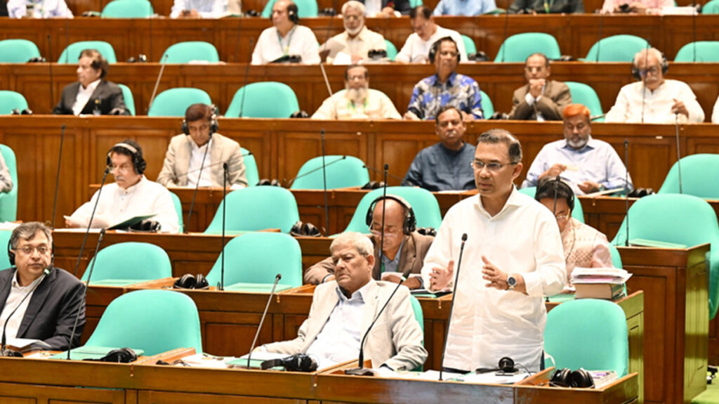 সরকারি শূন্য পদে ৫ লাখ নিয়োগের ঘোষণা, জনপ্রশাসনে ২৮৭৯ জন নিয়োগ প্রক্রিয়াধীন