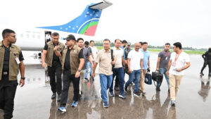 মৌলভীবাজার সফরে সিলেটে পৌঁছেছেন প্রধানমন্ত্রী তারেক রহমান