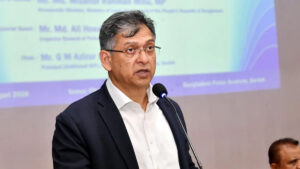 বেনজীর আহমেদের জামিন বাতিলে দুবাইয়ে আইনজীবী প্রতিষ্ঠান নিয়োগ করেছে সরকার: স্বরাষ্ট্রমন্ত্রী